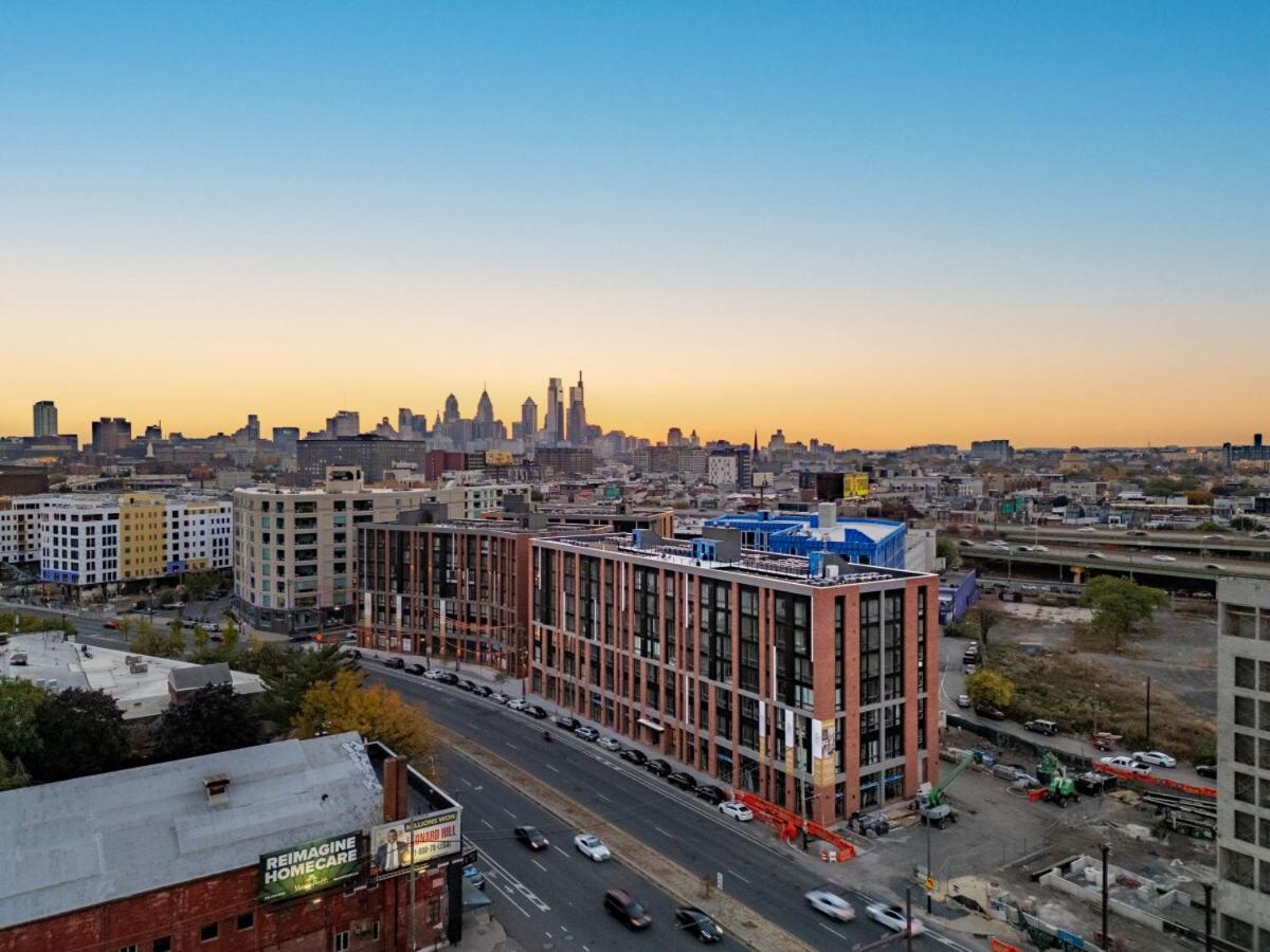 10 Mins To Centercity, Sleeps 6, With Rooftop Views! Philadelphia Bagian luar foto